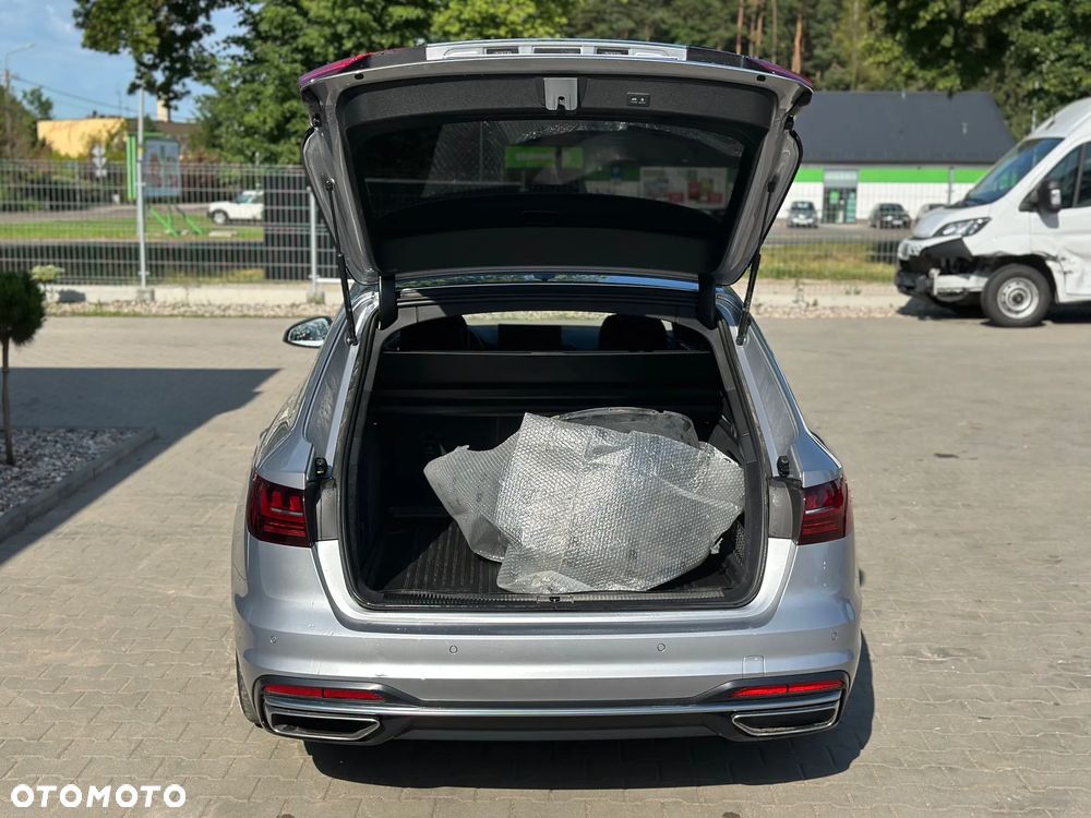 Audi A4 Avant - 10