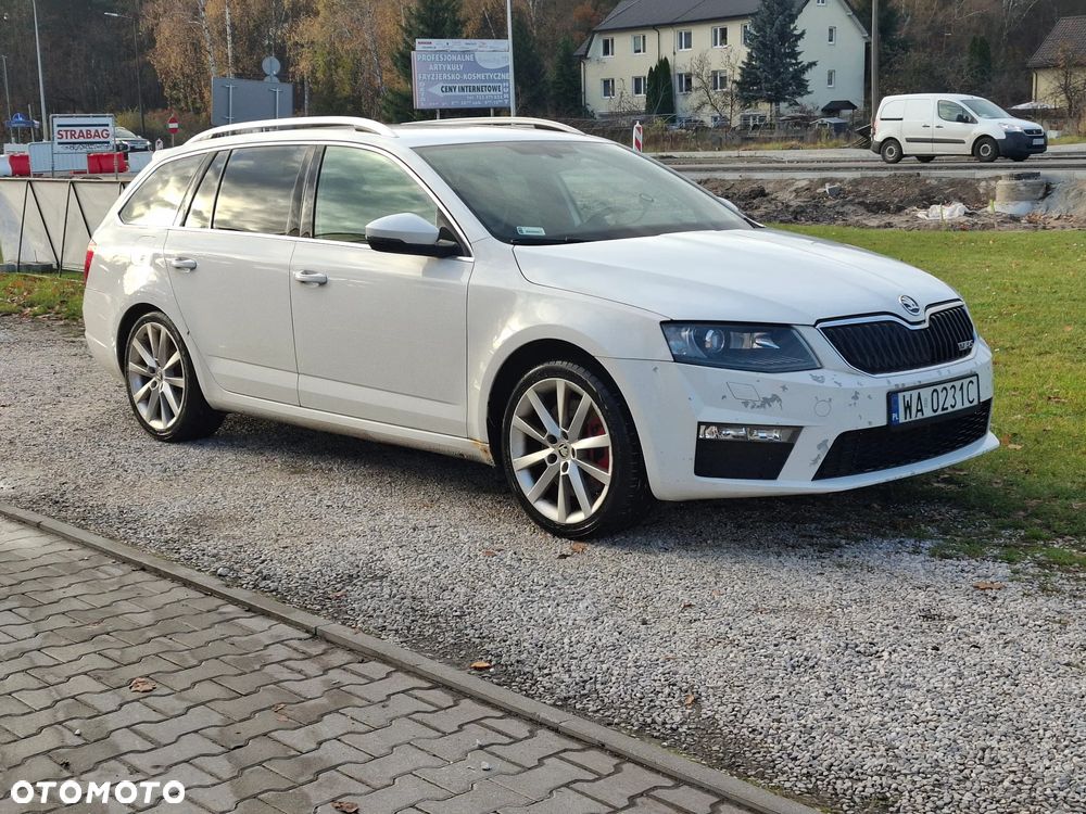 Skoda Octavia 2.0 TDI RS DSG - 2