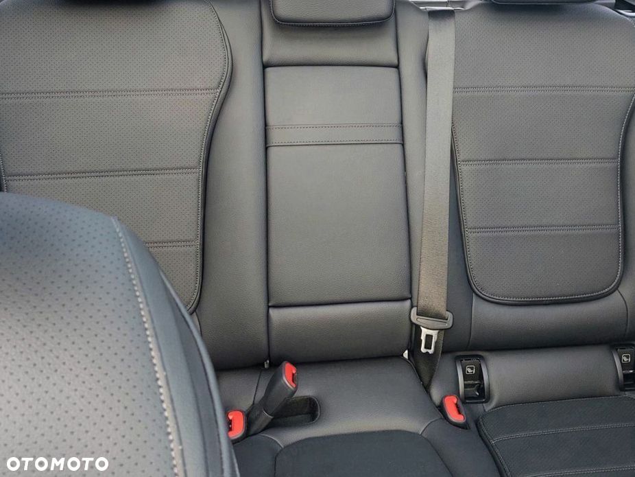 Mercedes-Benz GLC 220 d mHEV 4-Matic Avantgarde - 15