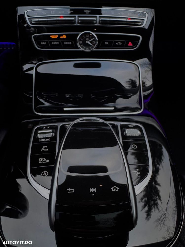 Mercedes-Benz E - 17