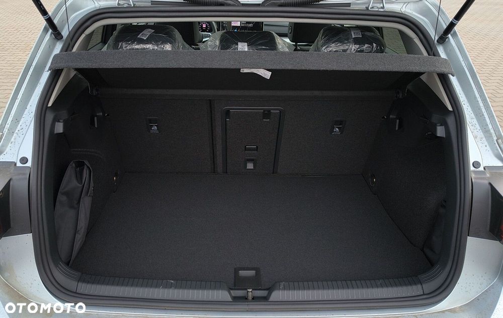 Volkswagen Golf - 20
