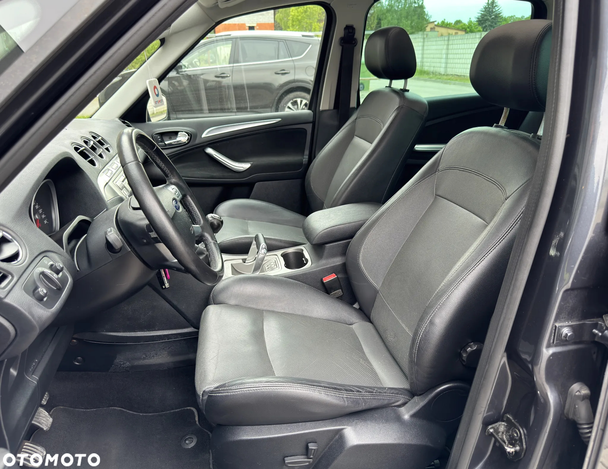 Ford S-Max 2.5 Titanium - 17