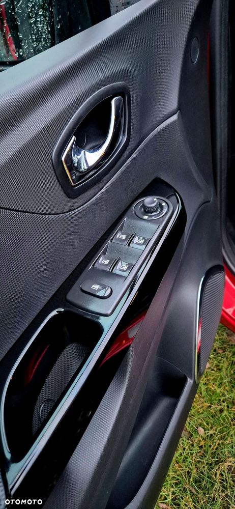 Renault Captur 0.9 Energy TCe Helly Hansen - 8