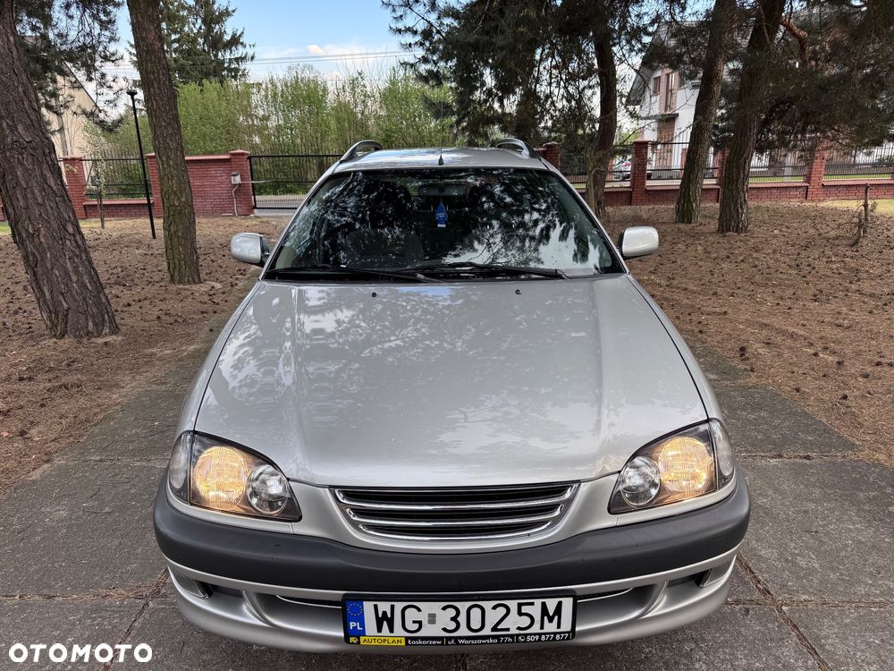Toyota Avensis - 3