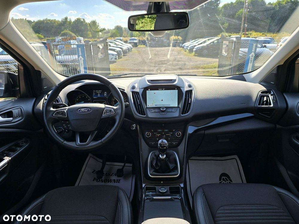 Ford Kuga - 16