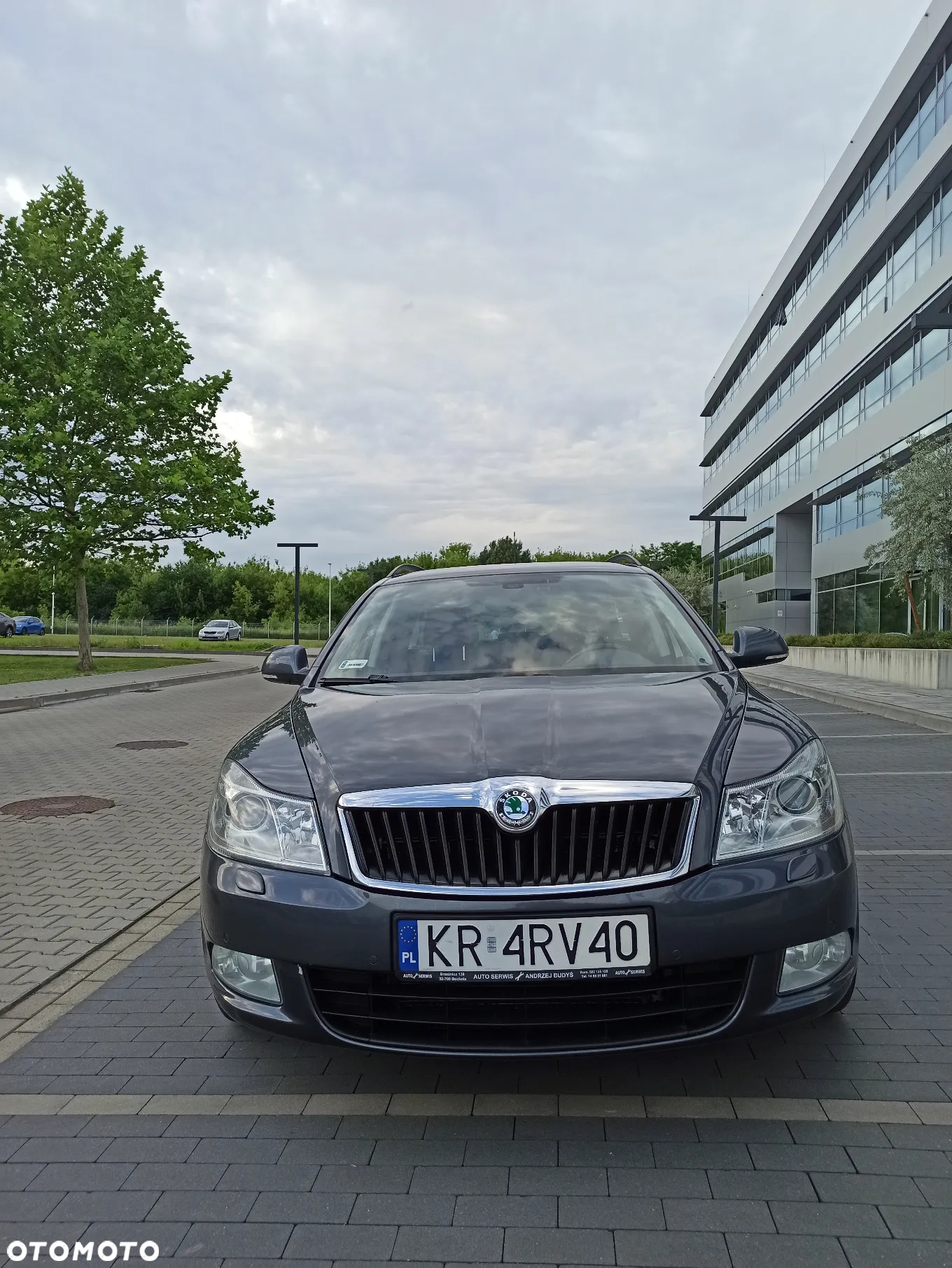 Skoda Octavia 2.0 TDI DPF Elegance - 3
