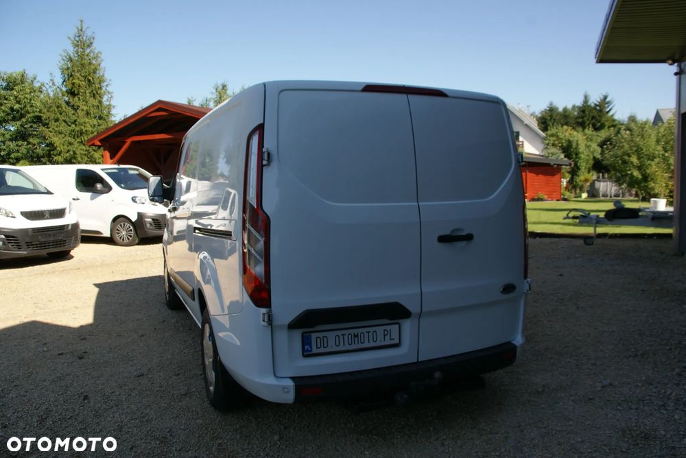 Ford Transit Custom - 9