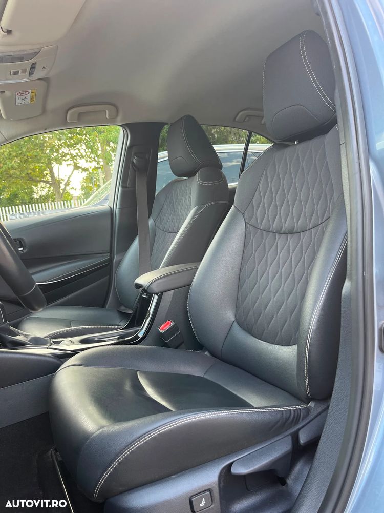 Toyota Corolla 1.8 HSD Exclusive - 6