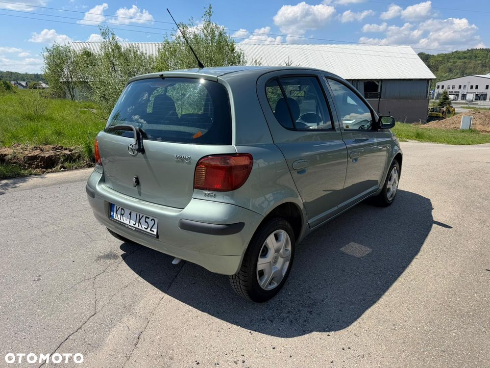 Toyota Yaris 1.0 Luna - 3