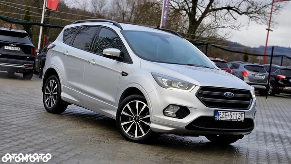 Ford Kuga 2.0 TDCi 4x4 ST-Line