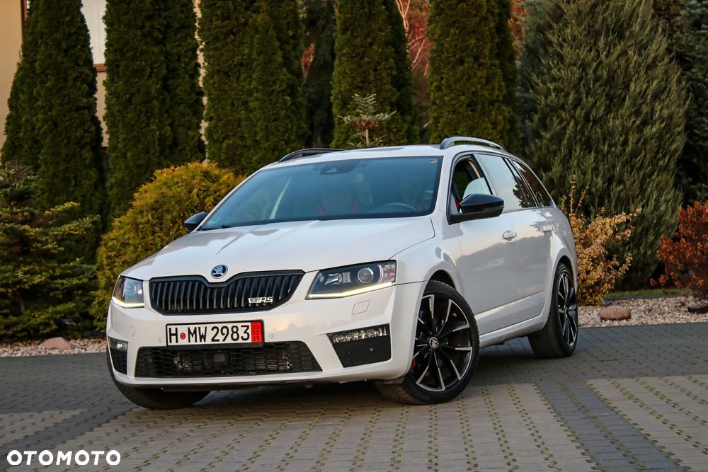 Skoda Octavia 2.0 TDI DSG RS - 4
