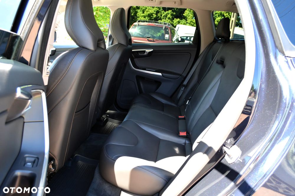 Volvo XC 60 - 14