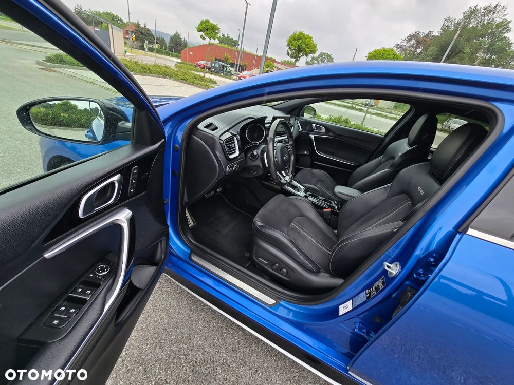 Kia ProCeed 1.6 CRDi GT Line DCT - 10