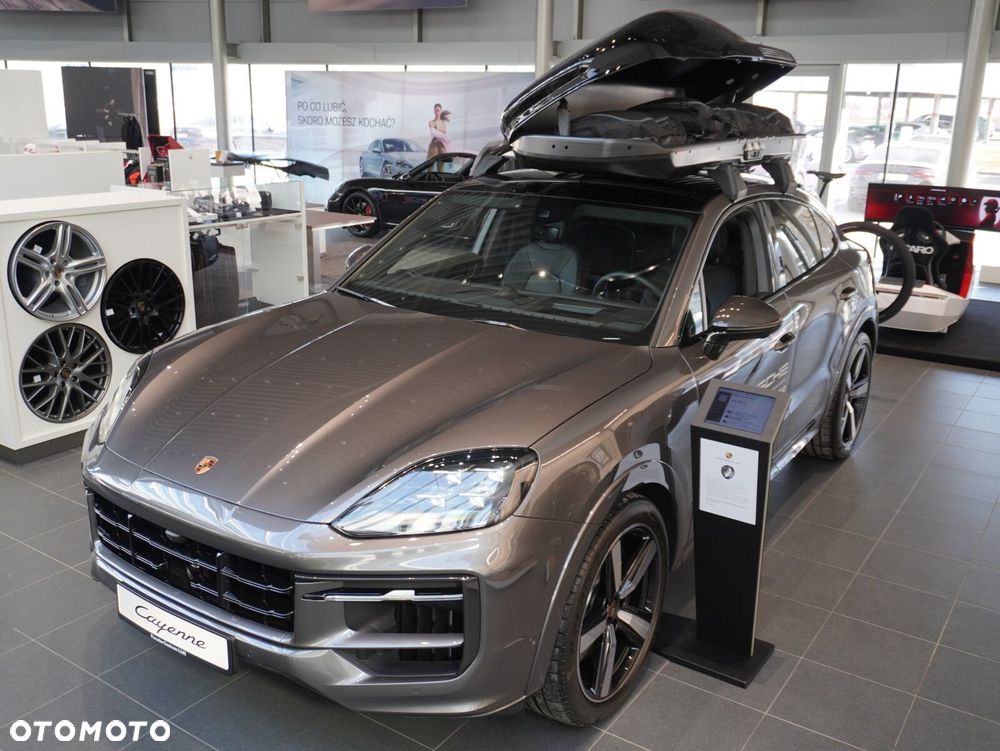 Porsche Cayenne - 4