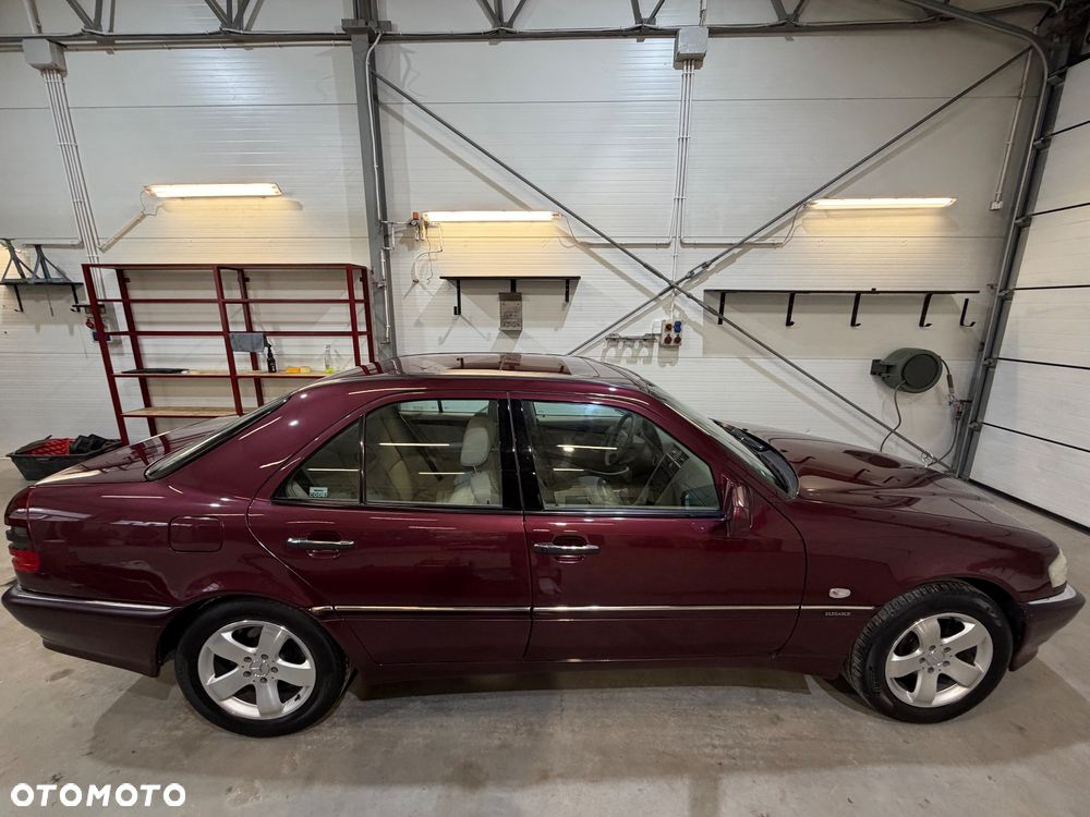 Mercedes-Benz Klasa C 200 T Elegance - 5