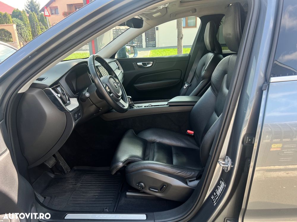 Volvo XC 60 D5 AWD Inscription - 8