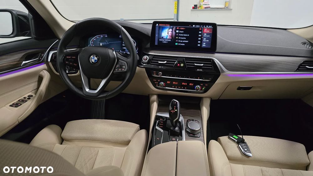 BMW Seria 5 - 16