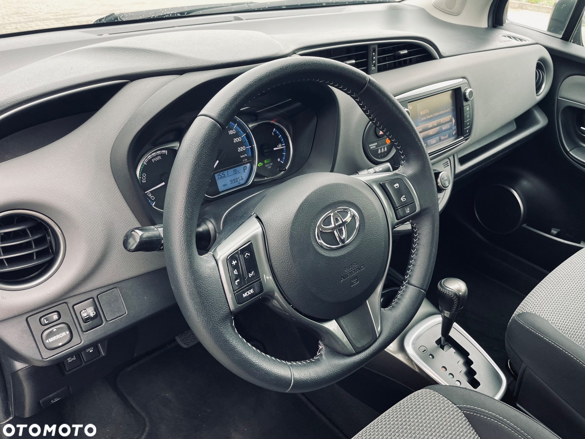 Toyota Yaris - 32