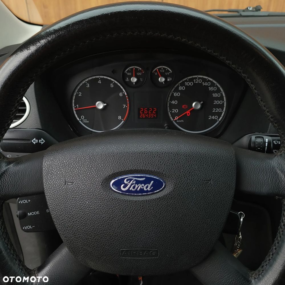 Ford Focus - 18