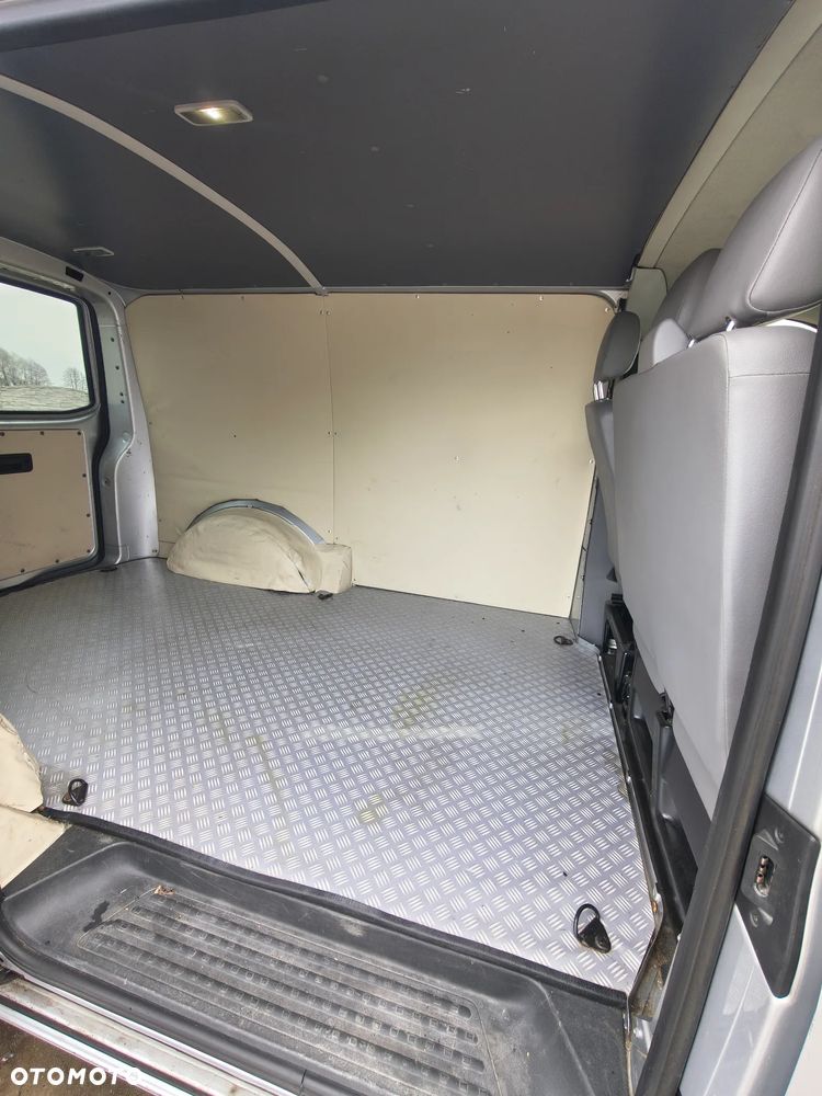 Volkswagen T5 Transporter - 10