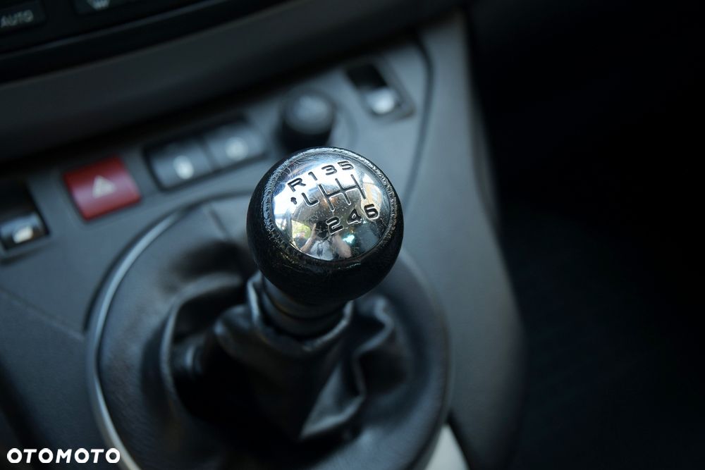 Citroën Berlingo 1.6 BlueHDi XTR S&S - 32