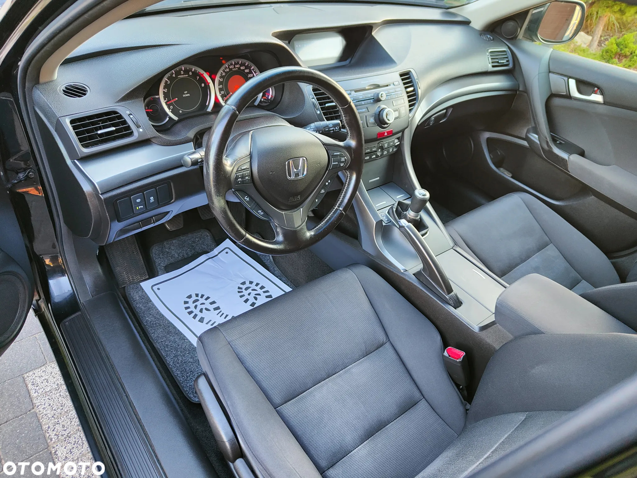 Honda Accord 2.0 Elegance - 20
