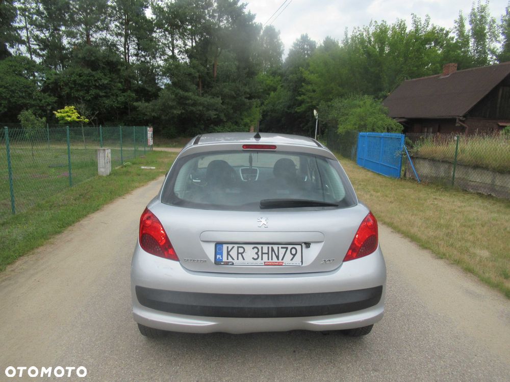 Peugeot 207 - 4