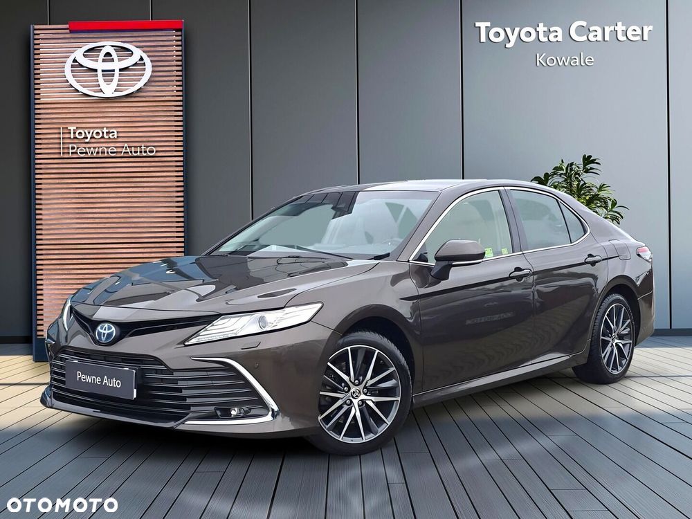 Toyota Camry 2.5 Hybrid Executive CVT - 2