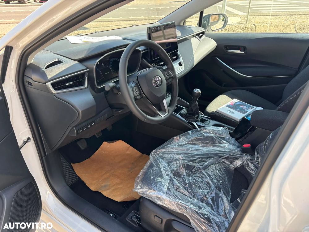 Toyota Corolla Sedan 1.5 TNGA MT Business - 11