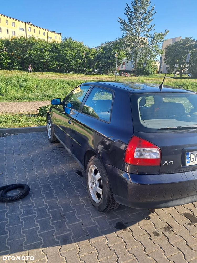 Audi A3 3-drzwiowe 1.6 Ambiente - 7