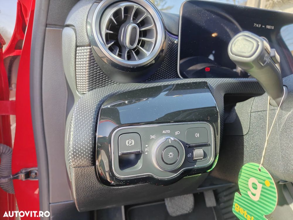 Mercedes-Benz A 200 7G-DCT - 16