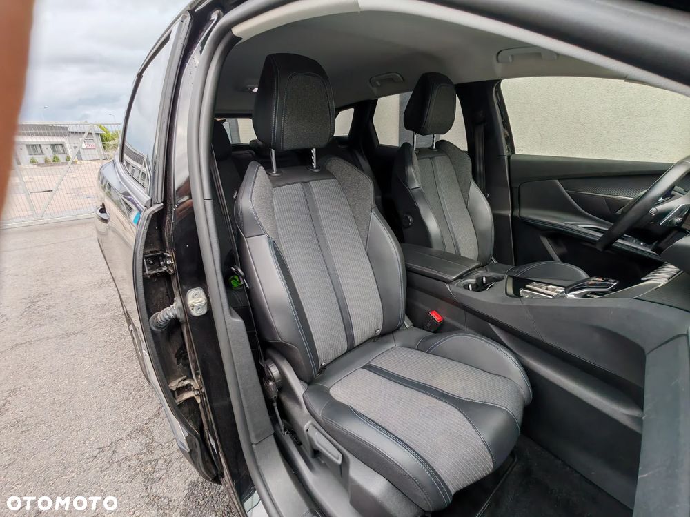 Peugeot 3008 - 13