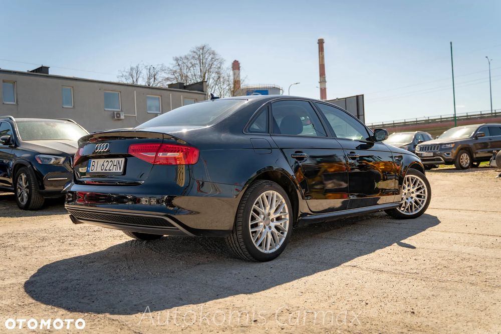 Audi A4 Limousine 2.0 TFSI quattro S tronic S line Sportpaket - 7