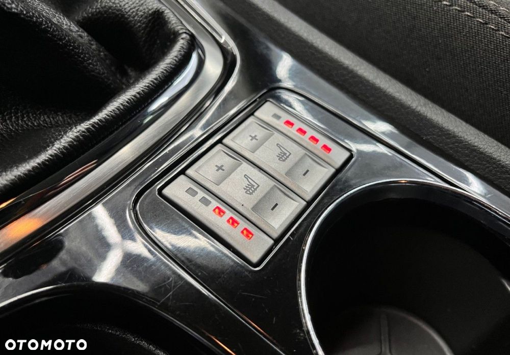 Ford Mondeo - 25