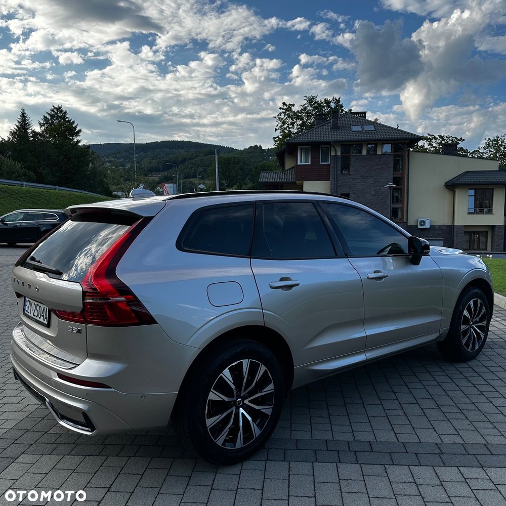 Volvo XC 60 B4 B Plus Dark - 4