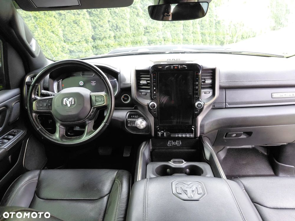Dodge RAM - 2