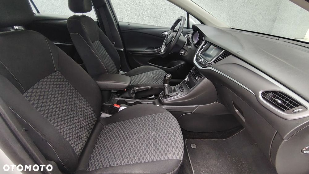 Opel Astra - 13