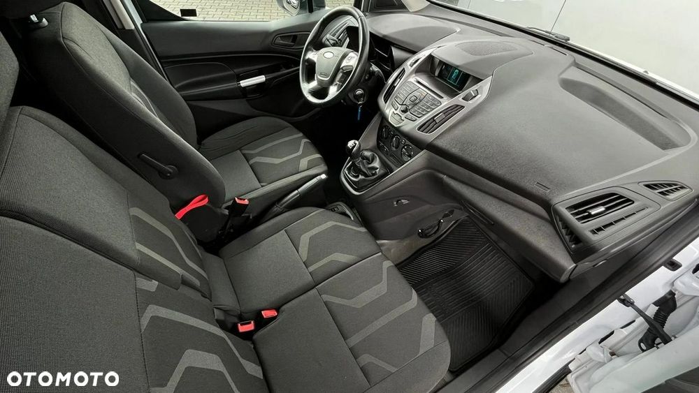 Ford Transit Connect - 21