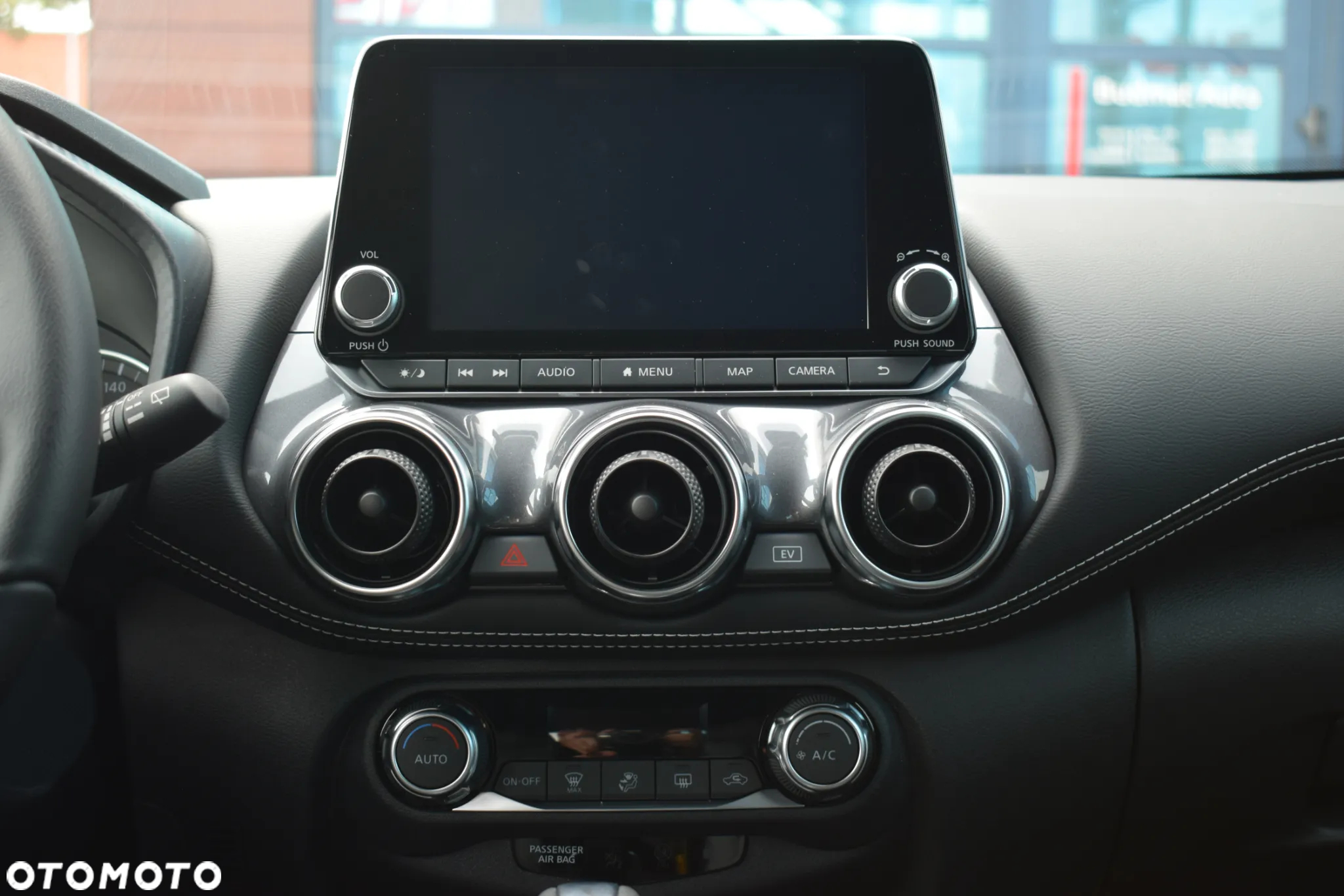 Nissan Juke - 14