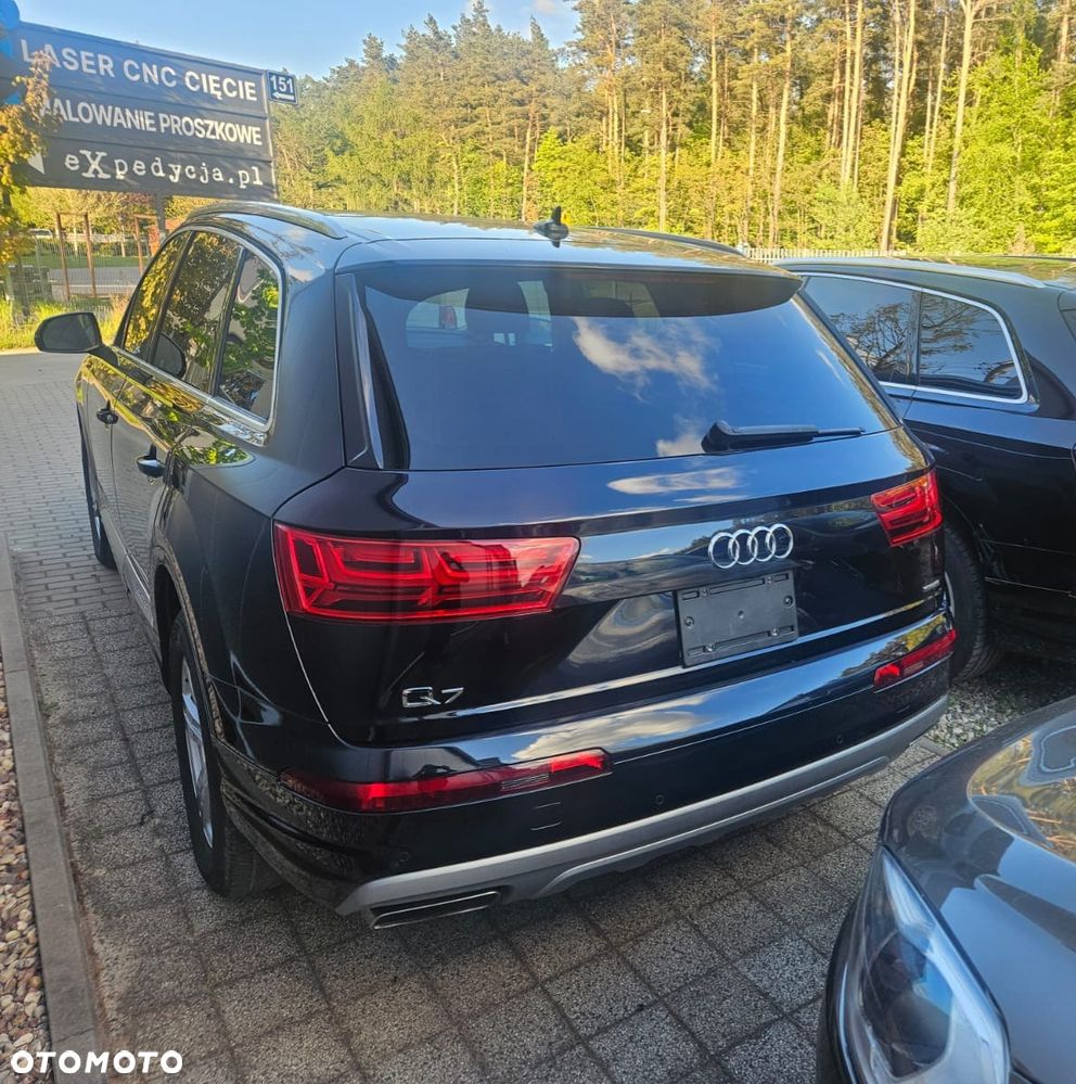 Audi Q7 - 2