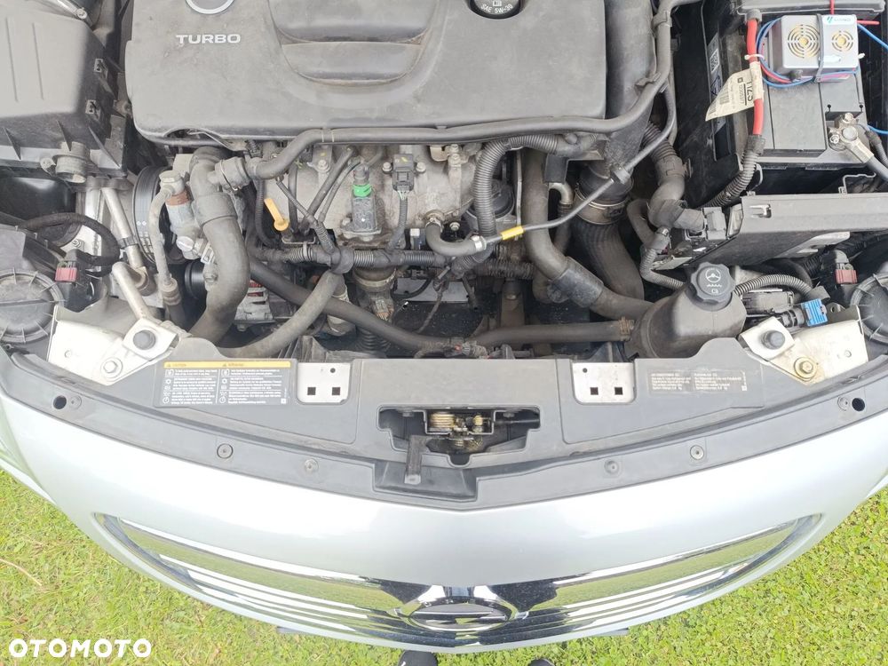 Opel Insignia 2.0 Turbo 4x4 Cosmo - 12