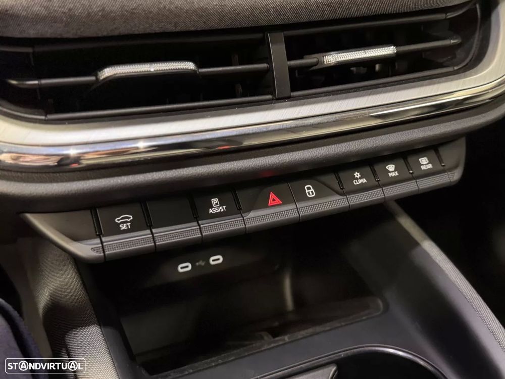 Skoda Enyaq iV 60 — fotografia 17