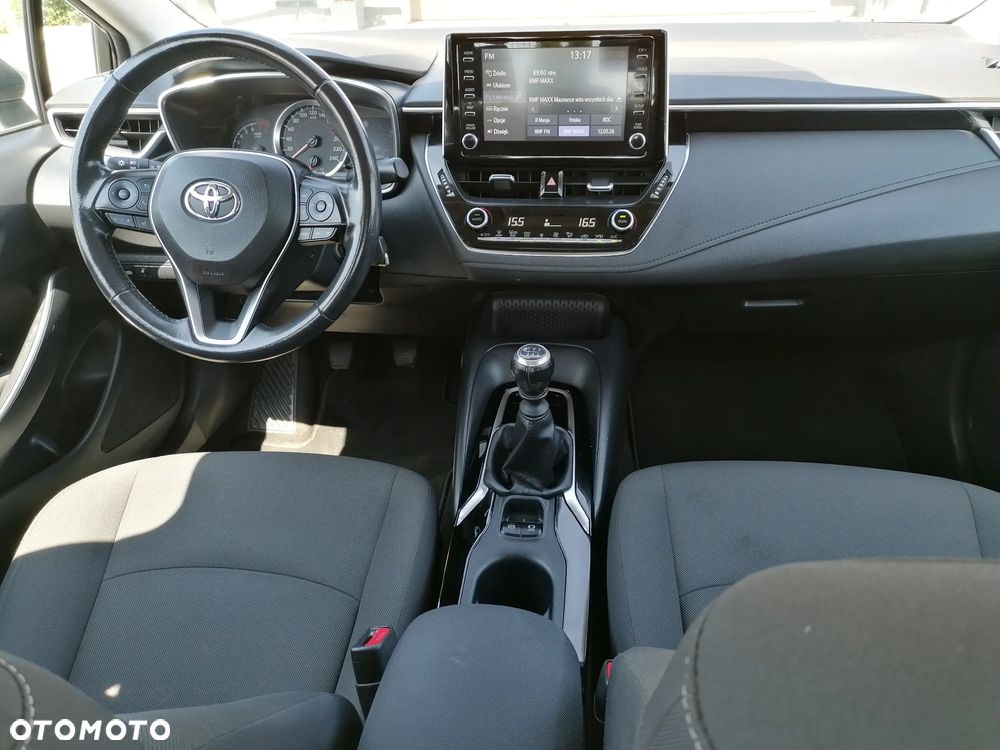 Toyota Corolla 1.6 Comfort - 21
