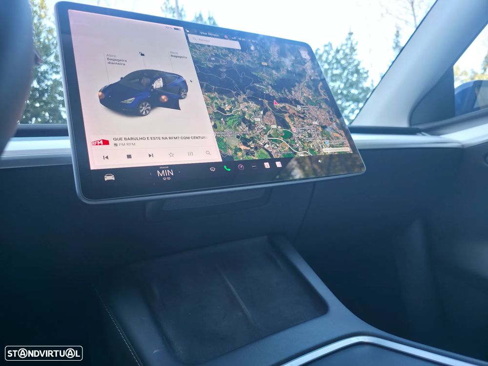 Tesla Model Y Long Range Dual Motor AWD - 19