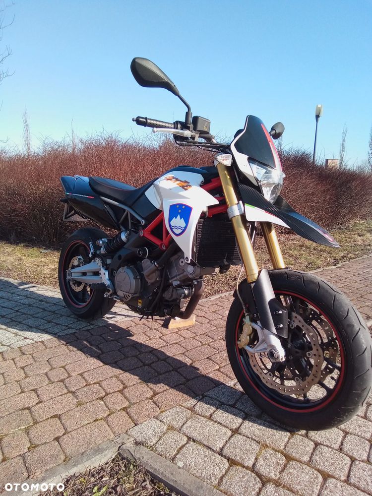 Aprilia Dorsoduro - 1