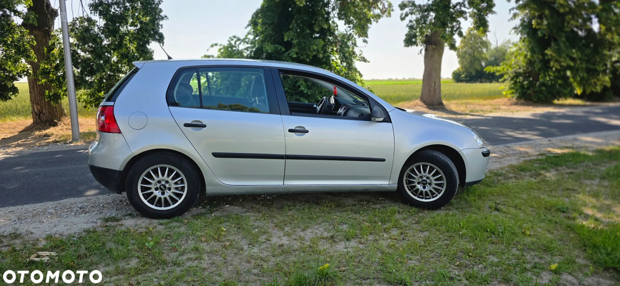 Volkswagen Golf V 1.4 Comfortline - 5