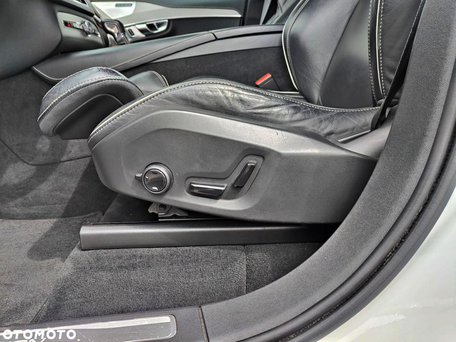 Volvo XC 60 - 12