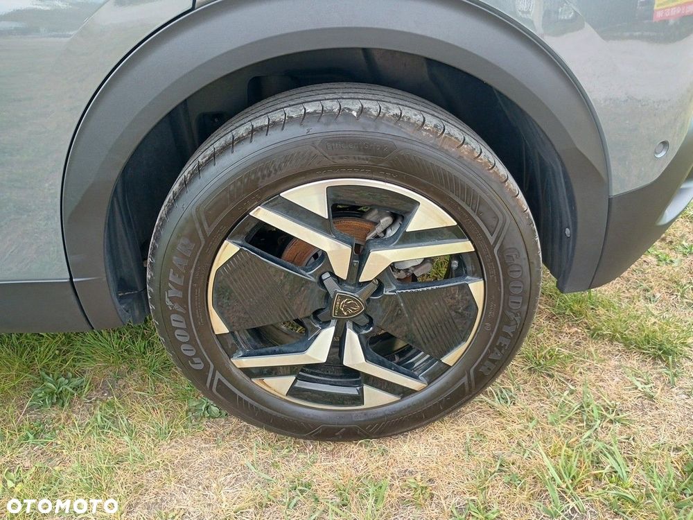 Peugeot 2008 1.2 PureTech Allure S&S EAT8 - 13