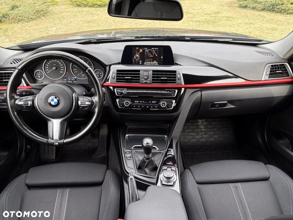 BMW Seria 3 318d Sport Line - 28