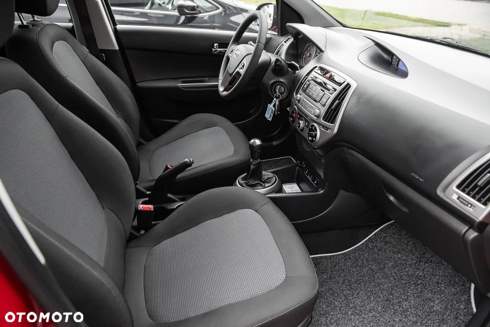 Hyundai i20 - 27